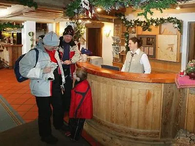 Отель Sporthotel Heiligenblut 3*